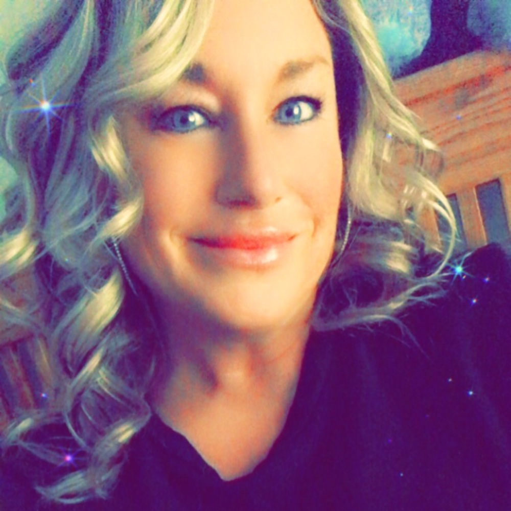 Meet your Posher, Angie